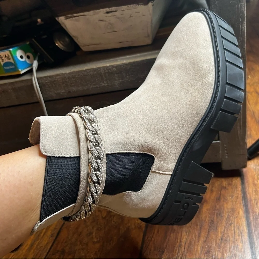 KARL LAGERFELD PARIS Riza Chain Platform Chelsea Boots